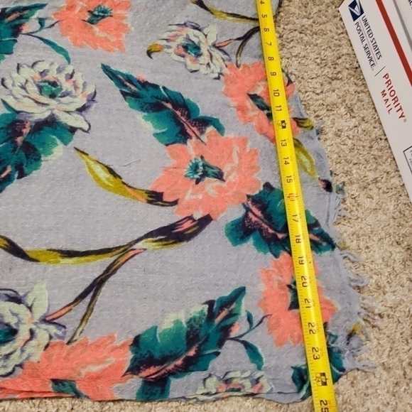 Floral Scarf - Picture 7 of 12